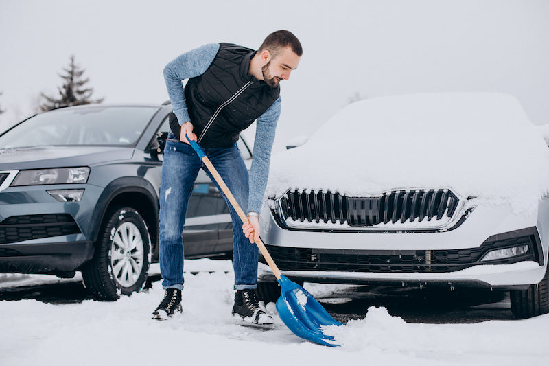 Perché usare gomme estive in inverno è rischioso?